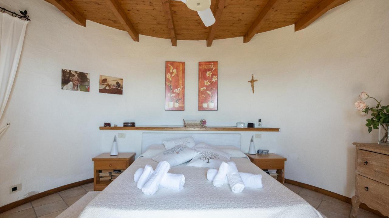 Welcomely - Villa Acqua Marina Golfo Aranci Esterno foto